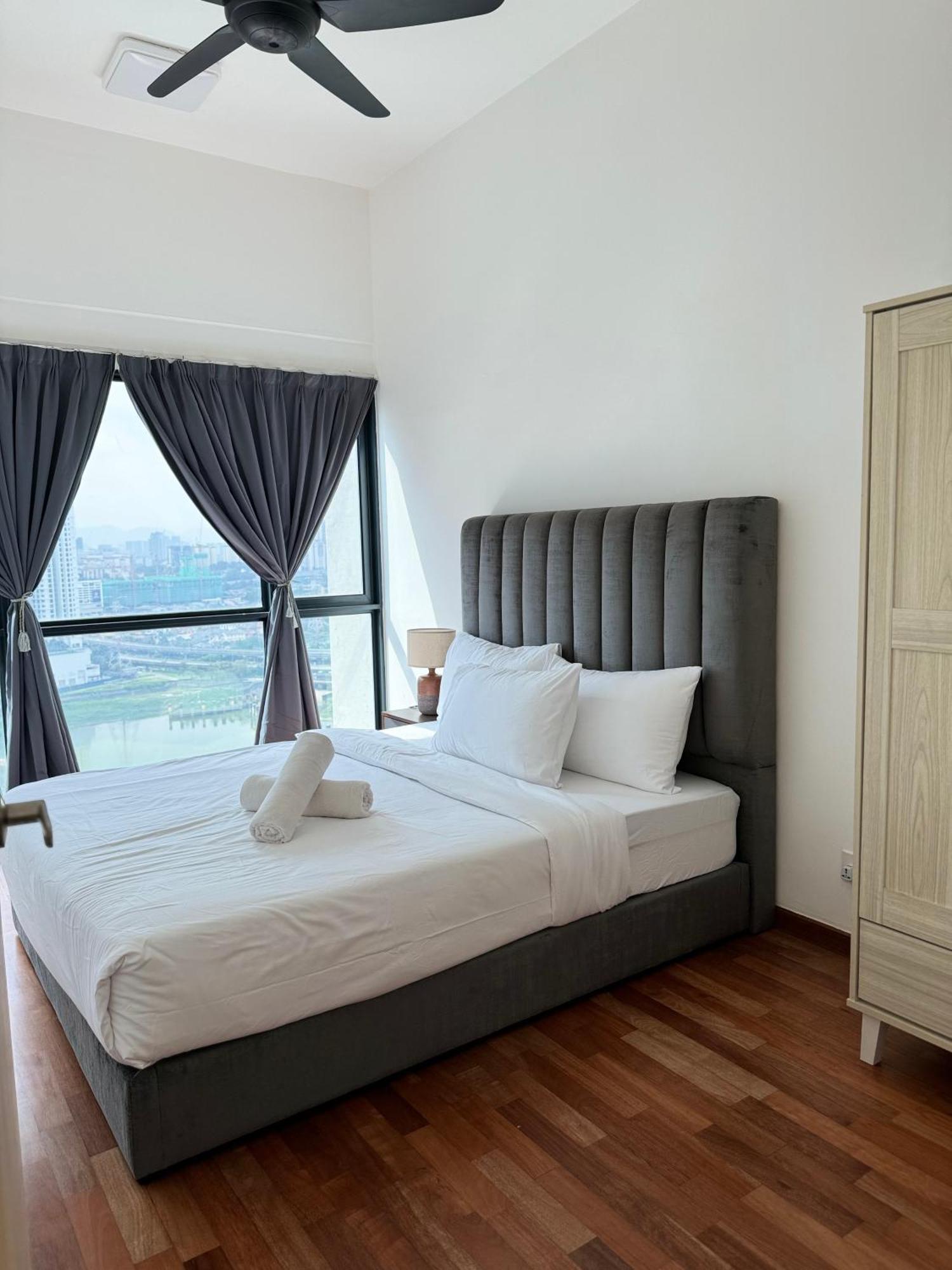 Reizz Residence By Nexus Suites Kuala Lumpur Esterno foto