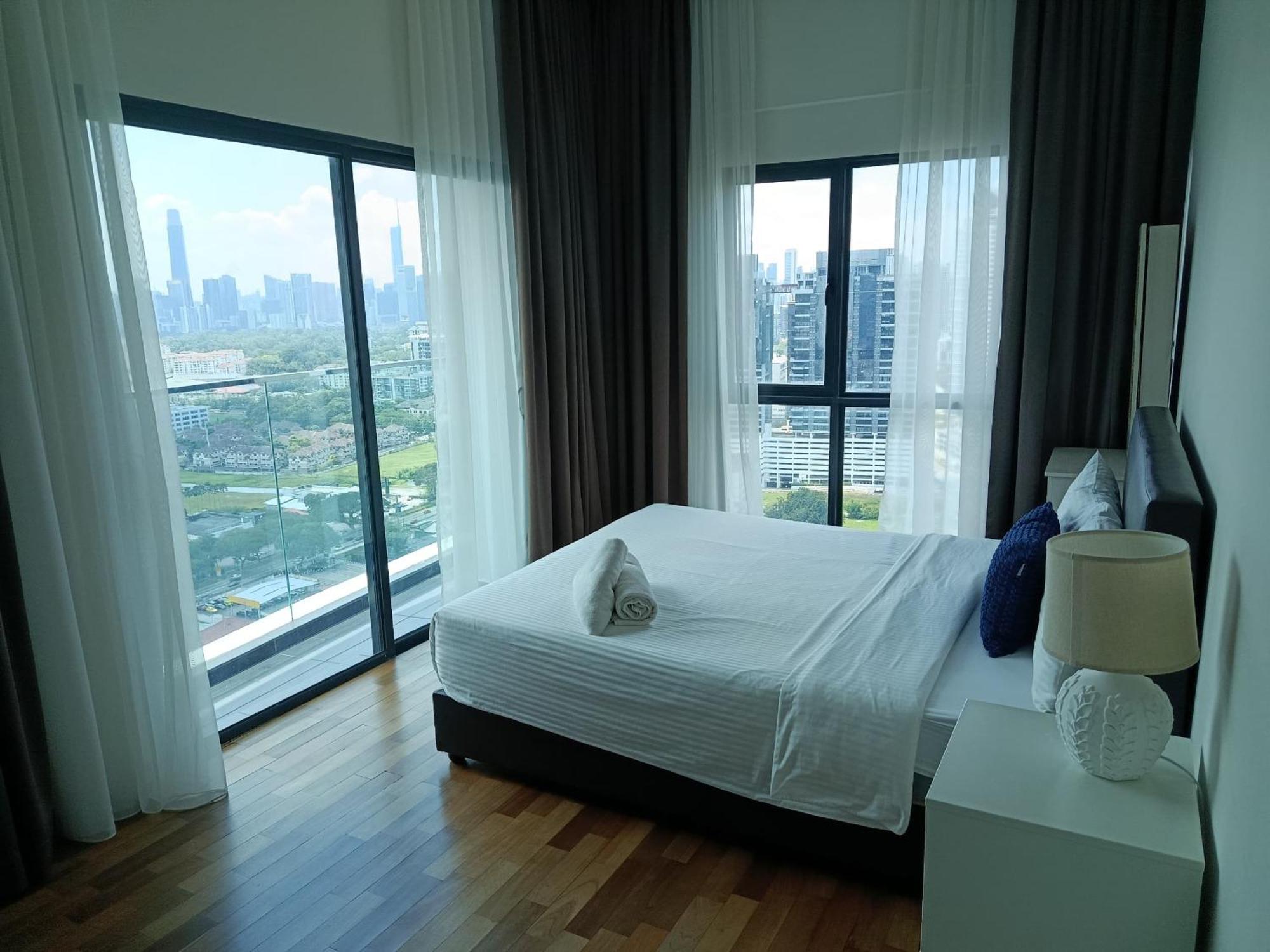 Reizz Residence By Nexus Suites Kuala Lumpur Esterno foto